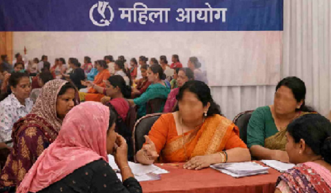 पीड़ित महिलाओं के लिए नई पहल, घर-घर पहुंचेगा महिला आयोग..