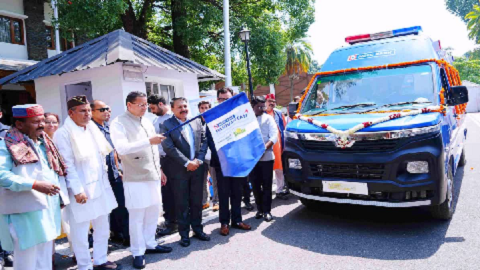 चमोली से पिथौरागढ़ तक दौड़ेंगी आधुनिक एंबुलेंस, सीएम धामी ने किया फ्लैग ऑफ..