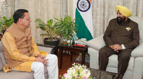 राज्यपाल गुरमीत सिंह और सीएम धामी के बीच अहम बैठक, विकास योजनाओं पर हुई चर्चा..