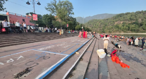 ऋषिकेश में गंगा तटों का बदलेगा स्वरूप, 85 करोड़ की परियोजना पर शुरू हुआ काम..