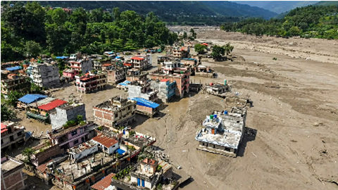 नेपाल में बाढ़ की तबाही के पीछे आइस एवलांच, हैंगिंग ग्लेशियर टूटने की भी आशंका..