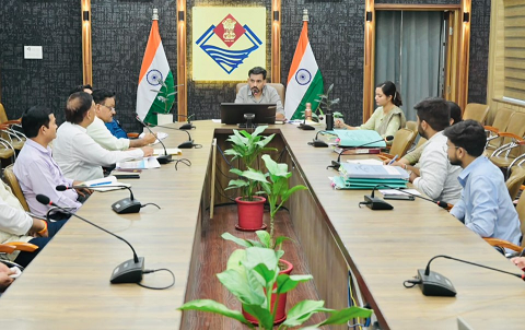 देहरादून ग्रीन बिल्डिंग का काम धीमा, कार्यदायी संस्था पर डीएम सख्त..