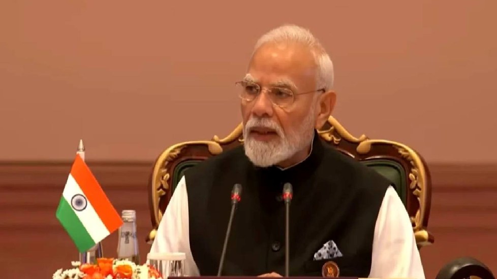BRICS Summit: PM मोदी ने वैश्विक व्यवस्था में बदलाव पर दिया जोर, बोले- हर देश की हो बराबर भागीदारी