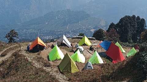  खलिया बुग्याल में अवैध कैंपिंग का खुलासा, 30 टेंट मिले, सात टूर ऑपरेटरों के चालान..