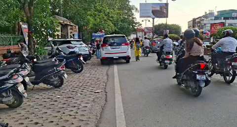 अब पार्किंग के लिए नहीं भटकना पड़ेगा, ऐप पर मिलेगी खाली स्पेस की जानकारी..