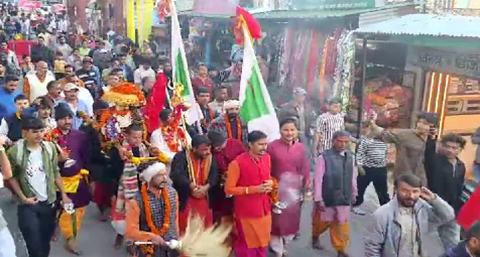 शीतकालीन प्रवास पर विराजे भगवान रुद्रनाथ, गोपीनाथ मंदिर में उमड़े श्रद्धालु..