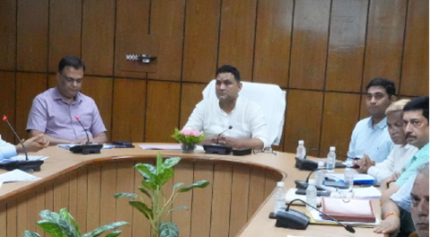 नगर पालिका और नगर पंचायतों में अब नहीं बनेंगे क्लर्क-सफाई सुपरवाइजर ईओ..